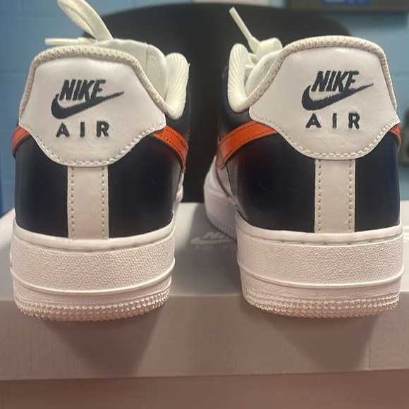 CUSTOM MADE/ AIR FORCE 1s/ SIZE 8.5 MENS/EQUIVALENT TO SIZE 10 WOMENS - Picture 5 of 7